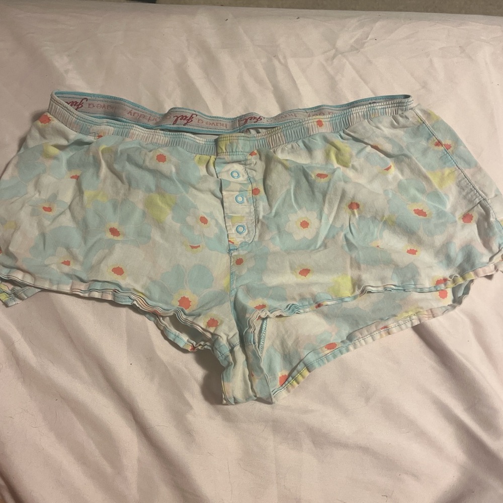 GAP Women's Floral Shorts in Light Blue and Yellow